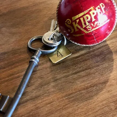 Otel The Wheatsheaf At Beetham 3*