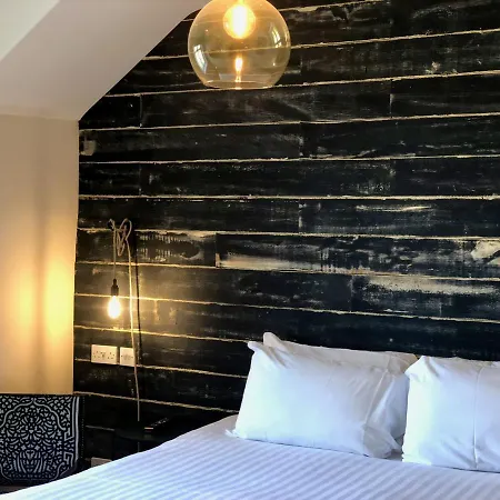 The Wheatsheaf At Beetham 3*