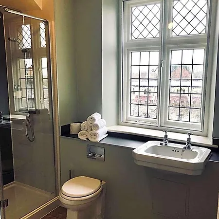 Hotell The Wheatsheaf At Beetham 3*