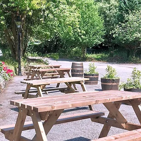 The Wheatsheaf At Beetham Hotell Sandside (Beetham)