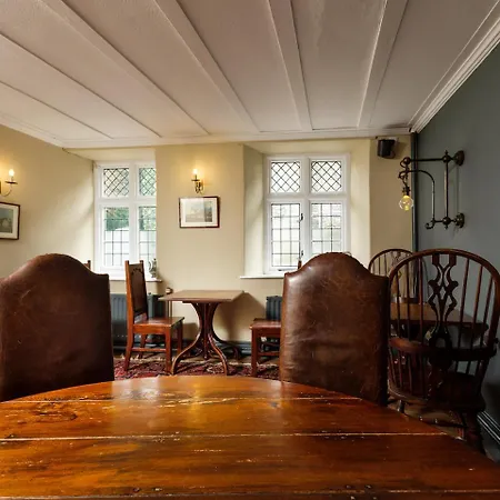 호텔 The Wheatsheaf At Beetham Sandside (Beetham)