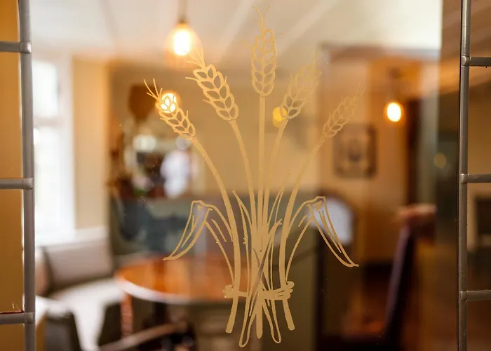 The Wheatsheaf At Beetham Hotel