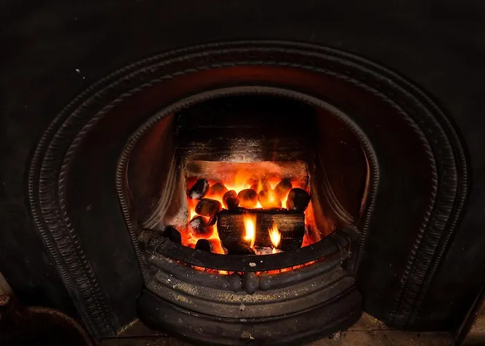 The Wheatsheaf At Beetham Hotel Sandside (Beetham)